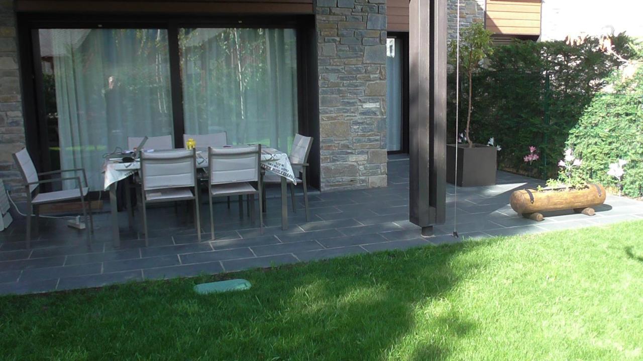 Ferienwohnung Alojamiento En La Cerdanya Bourg-Madame Exterior foto
